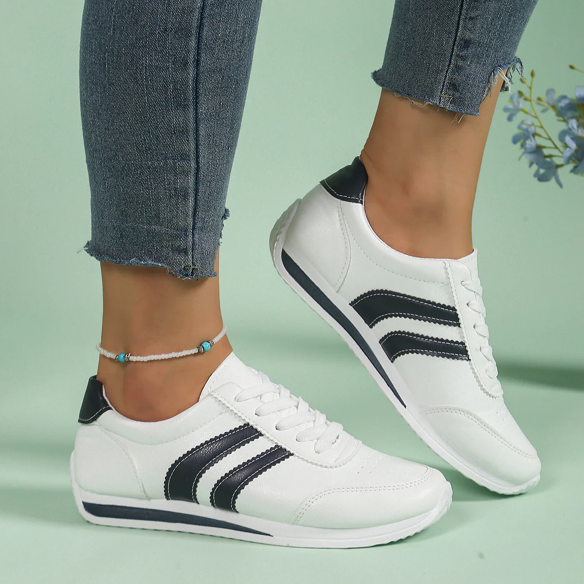 Damen Sneakers mit rutschfester Sohle und atmungsaktiver Oberflächenstruktur Heidi Mode - Image 3
