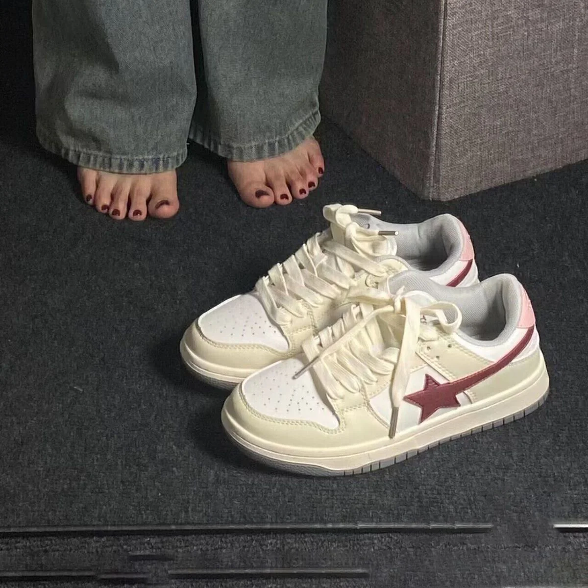 Damen Sneakers mit sportlichem Design und dämpfender Sohle Heidi Mode - Image 2