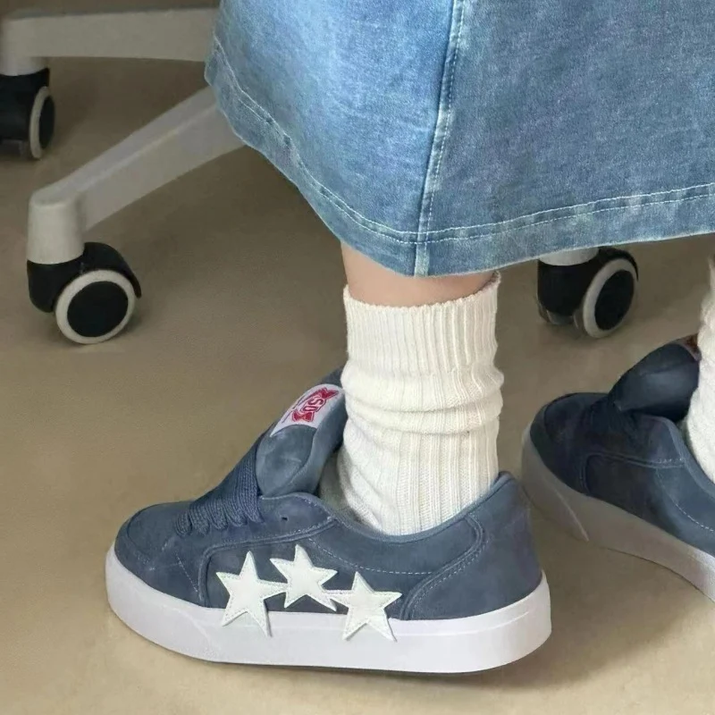 Damen Sneakers mit stylischen Sternen-Applikationen Heidi Mode - Image 6