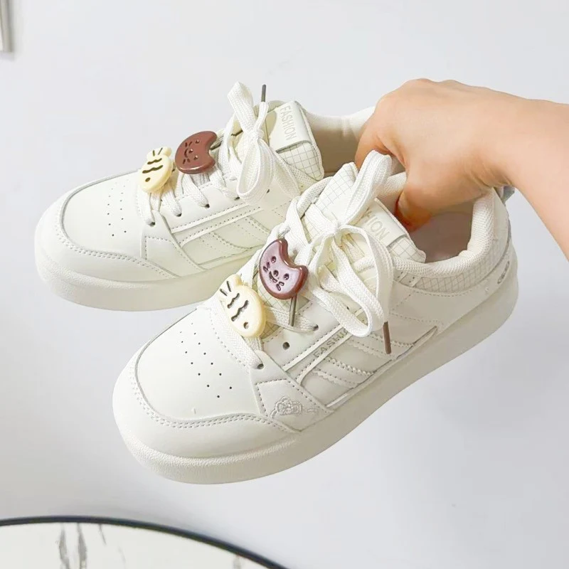 Damen Sneakers mit verspieltem Design und modischen Details Heidi Mode