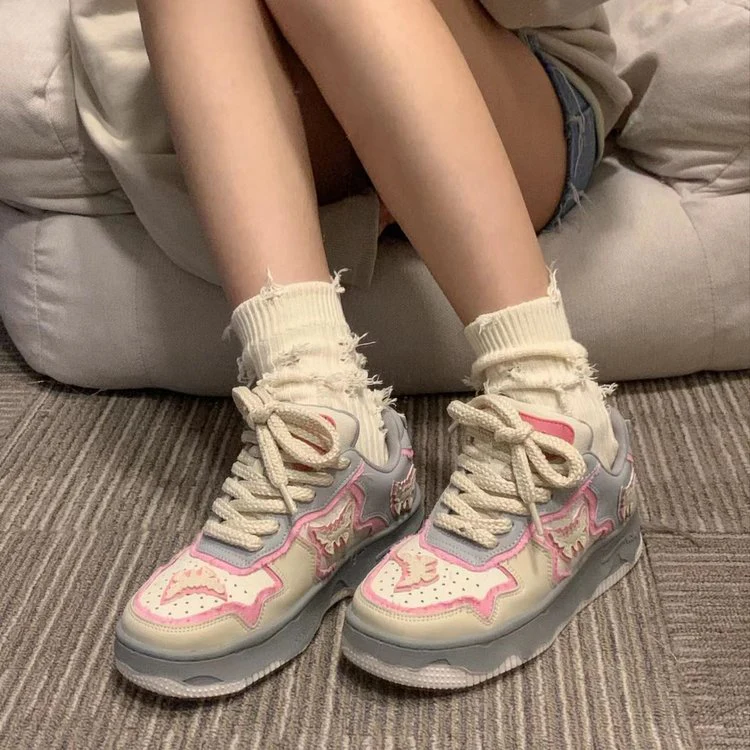 Damen Sneakers mit verspieltem Tiermotiv und dämpfendem Sohlenprofil Heidi Mode - Image 2