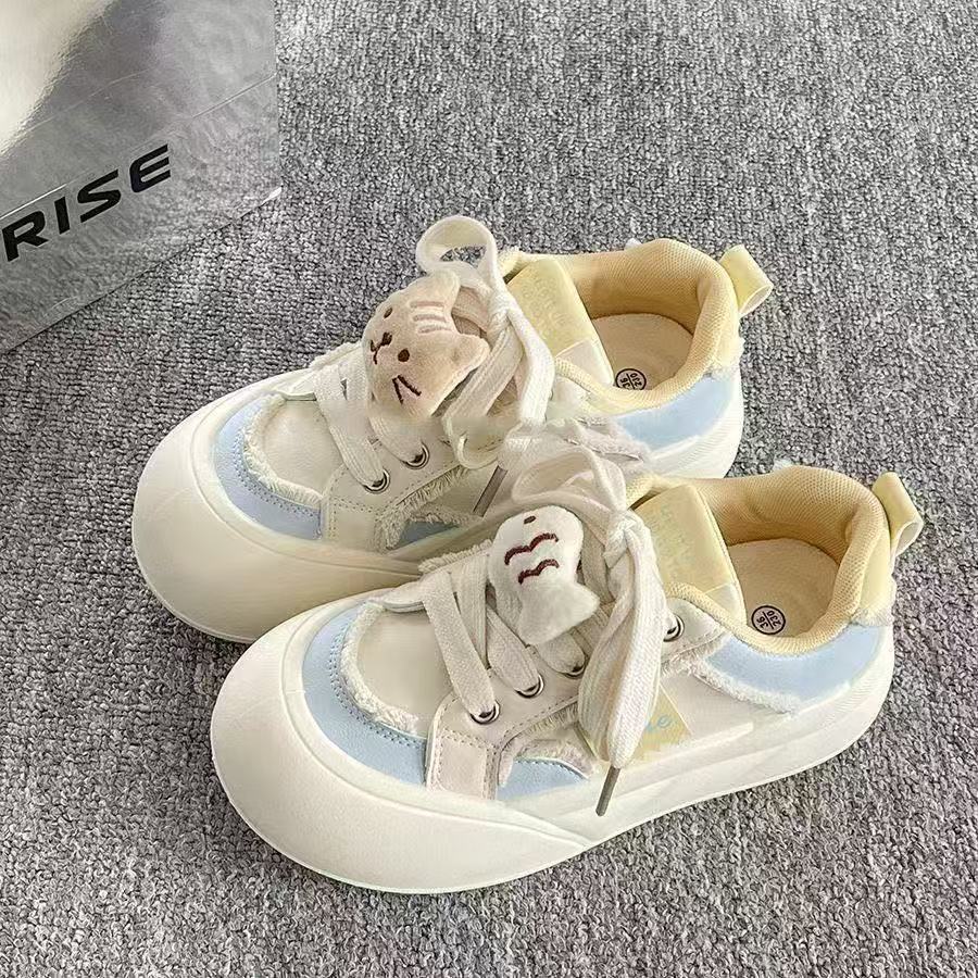 Damen Sneakers mit verspieltem Tiermotiv und gepolsterter Sohle Heidi Mode - Image 3