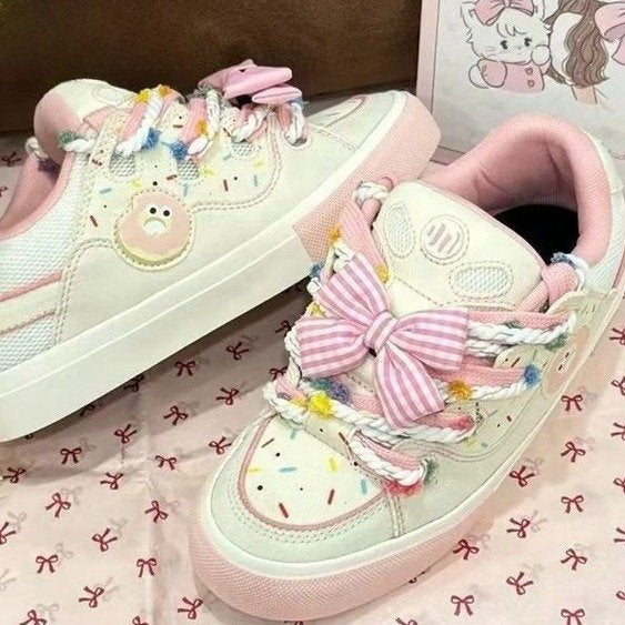 Damen Sneakers mit verspielten bunten Applikationen und komfortabler Dämpfung Heidi Mode