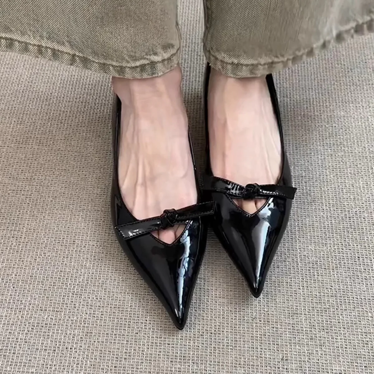 Damen spitze Ballerinas mit schickem Schleifen-Detail und komfortablem Blockabsatz Heidi Mode - Image 2