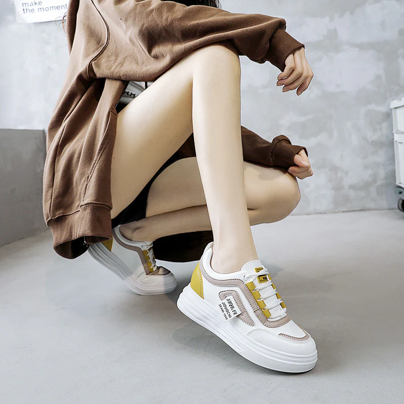 Damen sportive Sneakers mit modischem Design und dämpfender Sohle Heidi Mode - Image 5