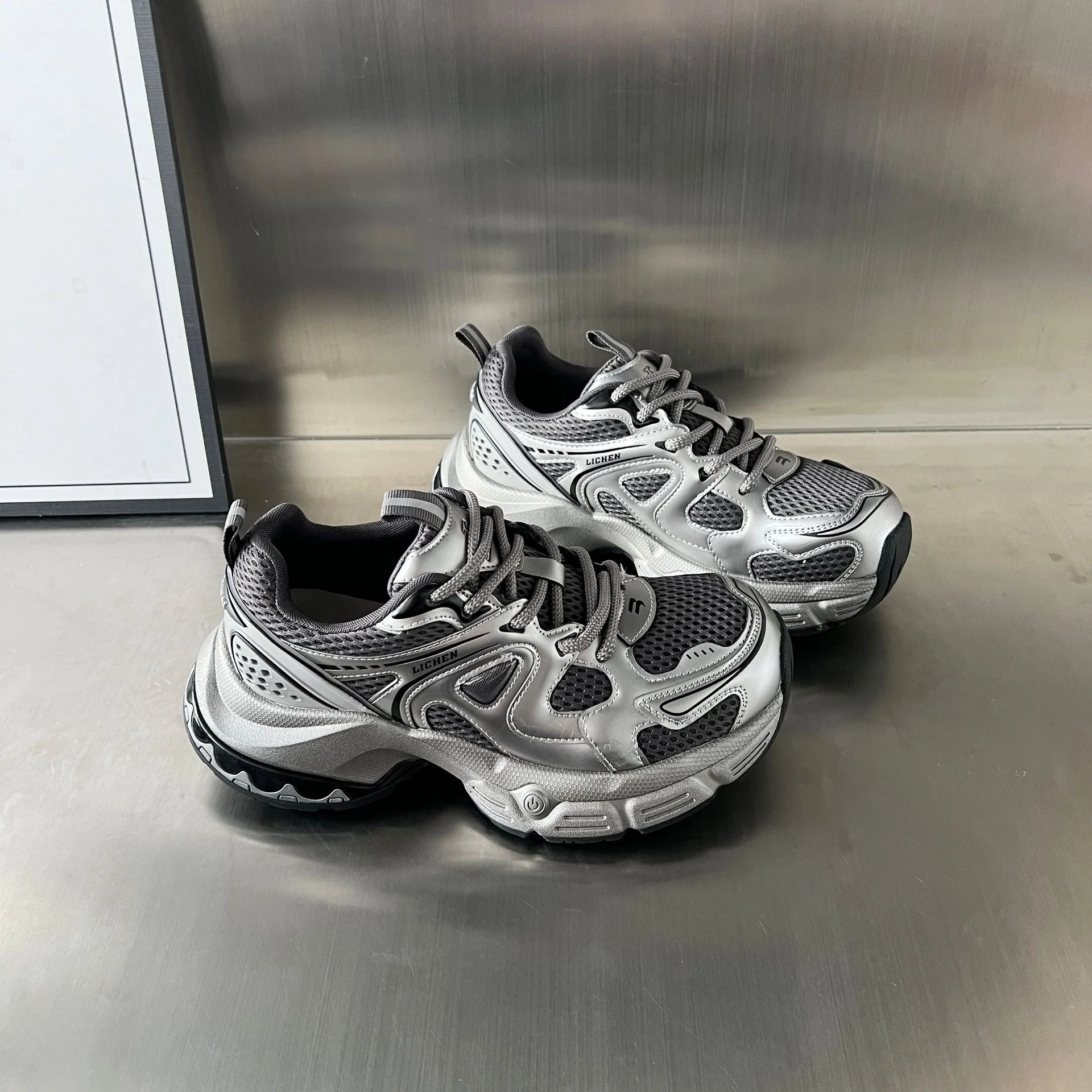 Damen sportive und bequeme Sneakers Heidi Mode - Image 4