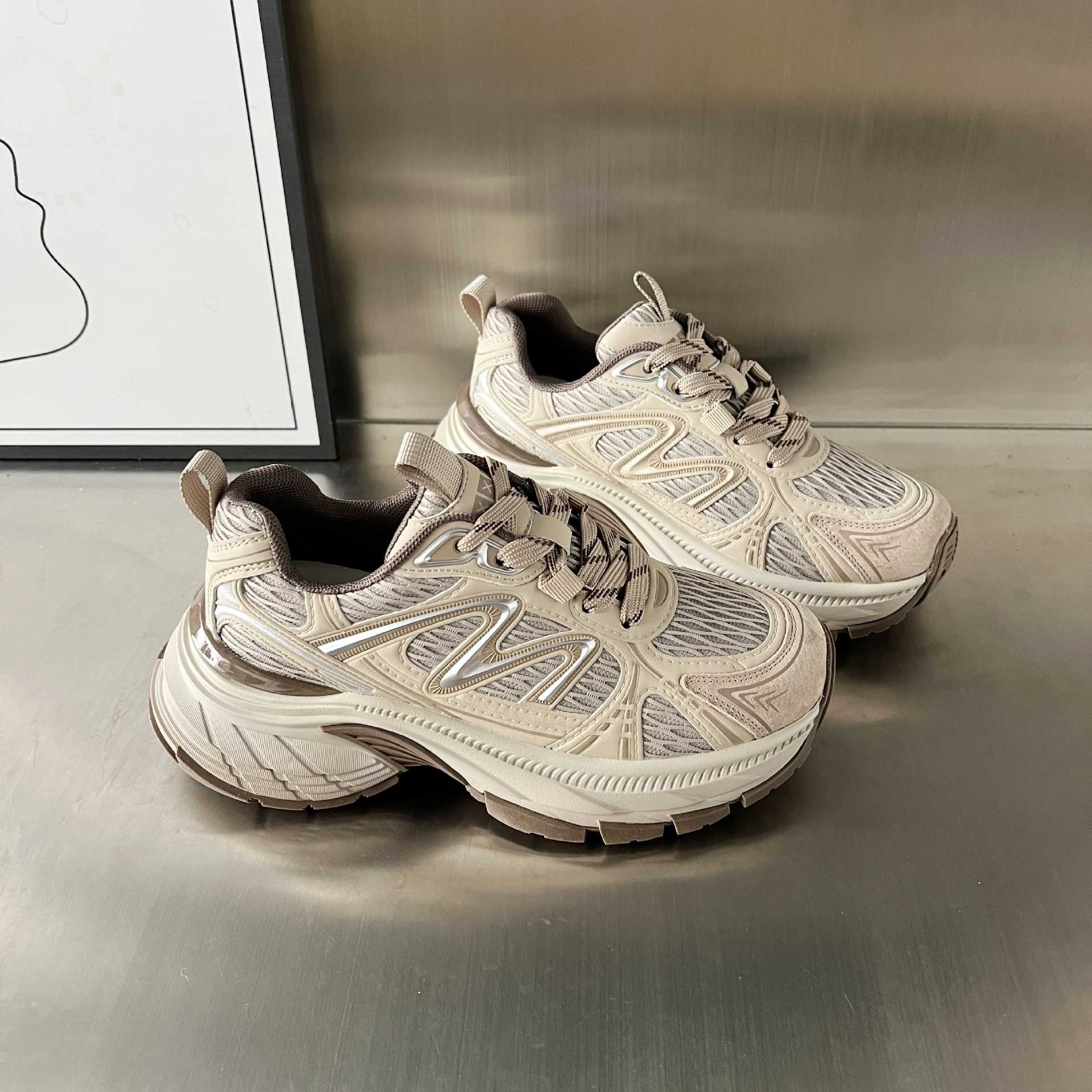 Damen Sportlich-dynamische Sneakers mit atmungsaktivem Obermaterial und ergonomischer Dämpfungstechnologie Heidi Mode - Image 5