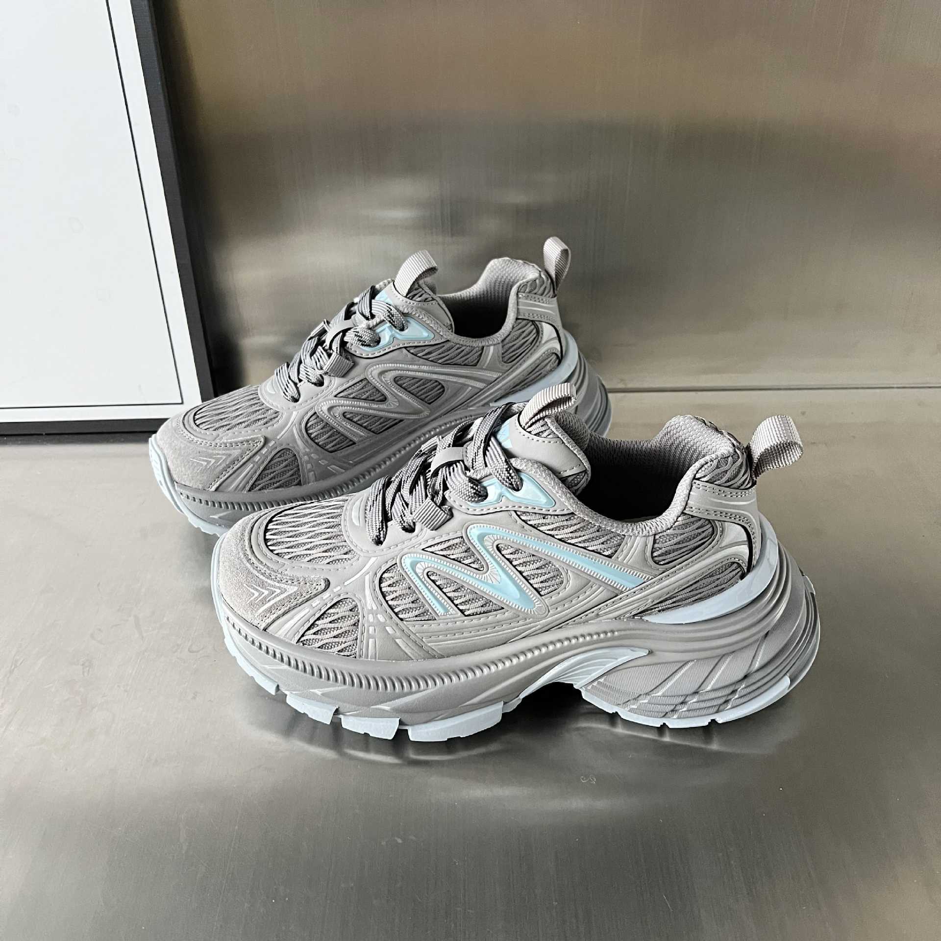 Damen Sportlich-dynamische Sneakers mit atmungsaktivem Obermaterial und ergonomischer Dämpfungstechnologie Heidi Mode - Image 7