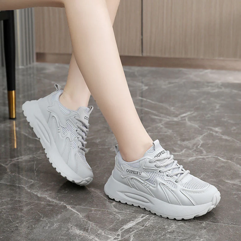 Damen Sportliche atmungsaktive Sneakers mit dämpfender Laufsohle und trendigem Design Heidi Mode - Image 4
