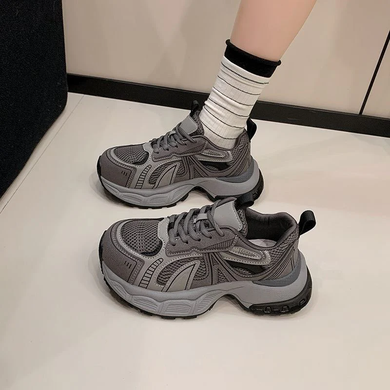 Damen Sportliche Atmungsaktive Sneakers mit gepolsterter Sohle und rutschfester Außensohle Heidi Mode - Image 5