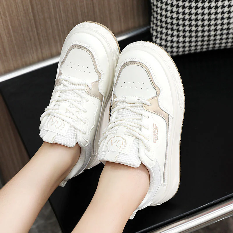 Damen Sportliche Chunky Sneaker mit dämpfender Laufsohle Heidi Mode - Image 4