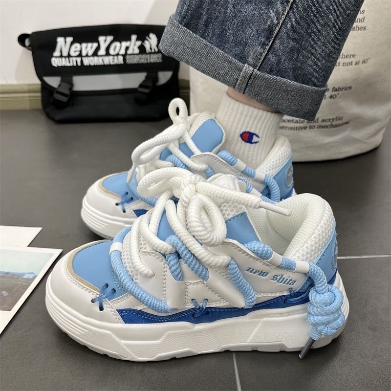 Damen Sportliche Chunky-Sneaker mit innovativem Schnürsystem und rutschfester Sohle Heidi Mode - Image 3