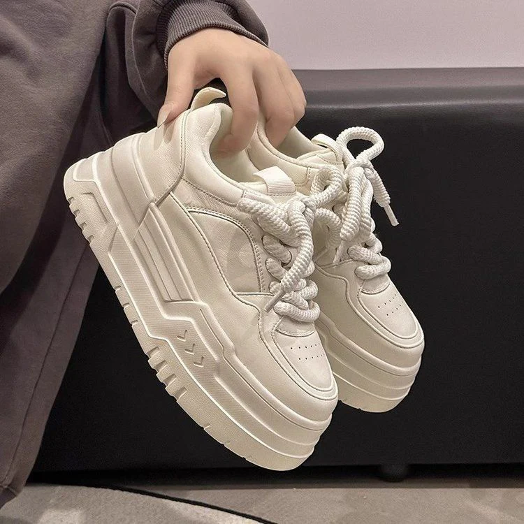 Damen Sportliche Chunky Sneaker mit innovativem Sohlenprofil Heidi Mode - Image 2