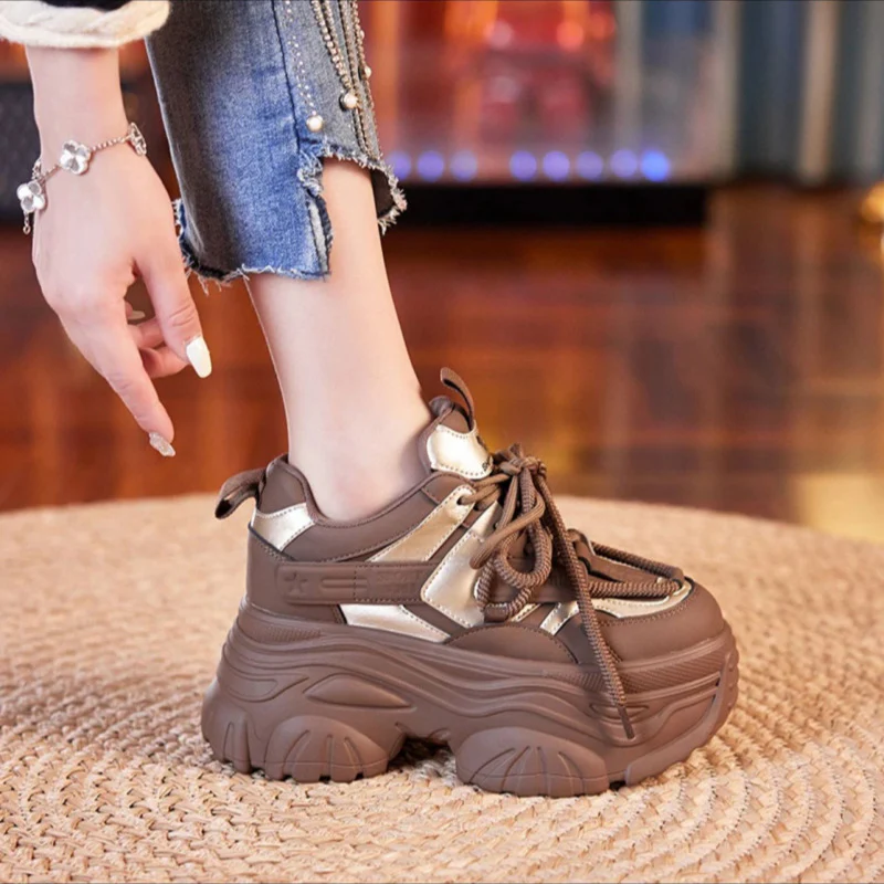 Damen Sportliche Chunky-Sneaker mit verstärktem Sohlenprofil und atmungsaktivem Obermaterial Heidi Mode - Image 2