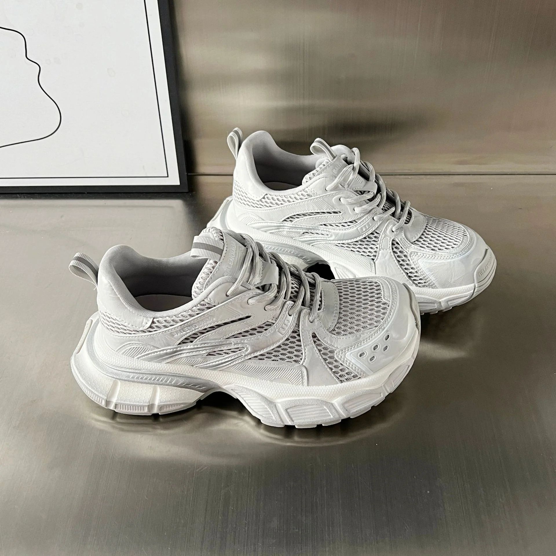 Damen Sportliche Chunky Sneakers mit atmungsaktivem Mesh und innovativem Dämpfungssystem Heidi Mode - Image 4