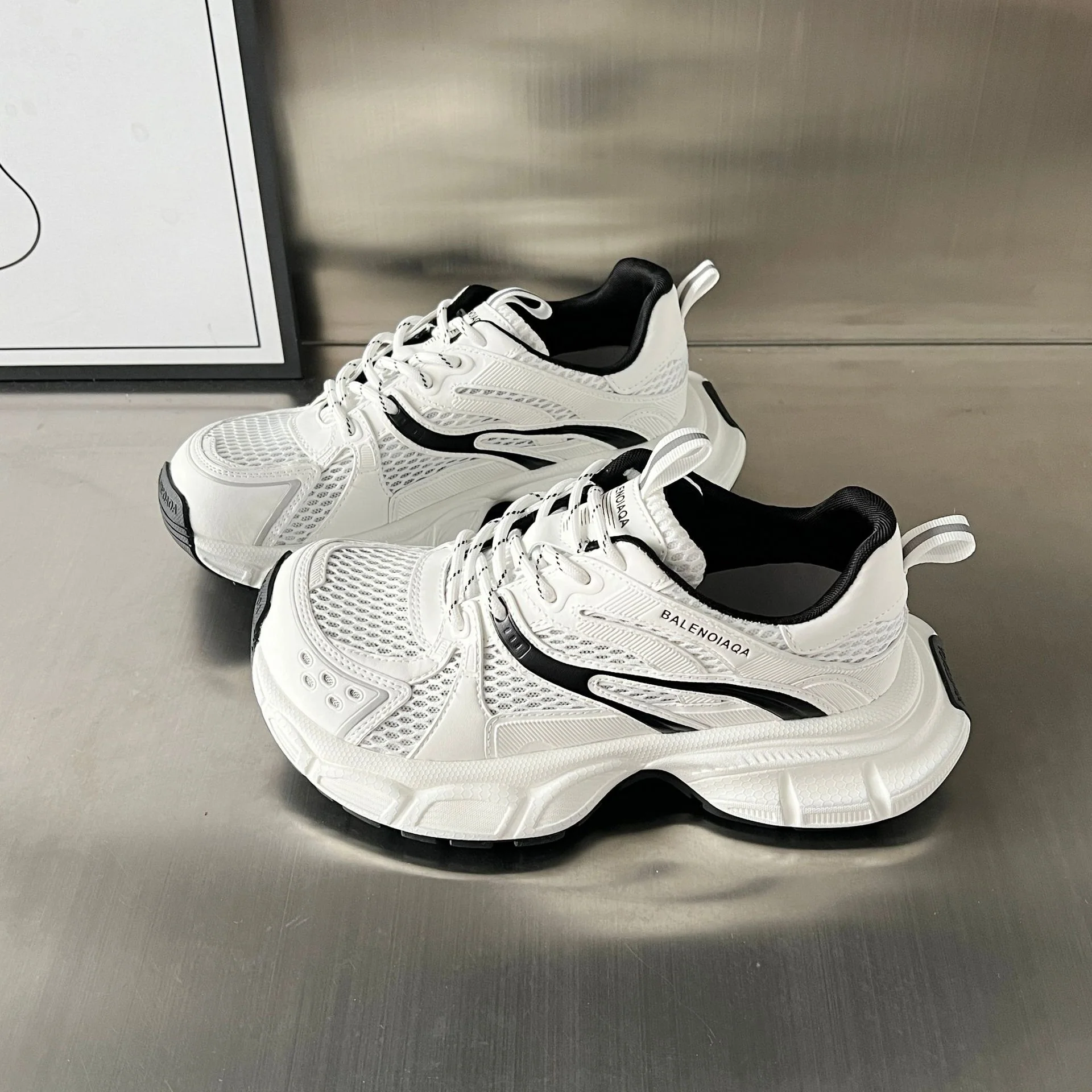 Damen Sportliche Chunky Sneakers mit atmungsaktivem Mesh und innovativem Dämpfungssystem Heidi Mode - Image 7