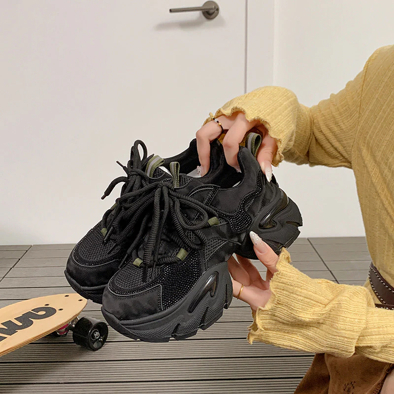 Damen Sportliche Chunky Sneakers mit atmungsaktivem Obermaterial und rutschfester Sohle Heidi Mode - Image 4