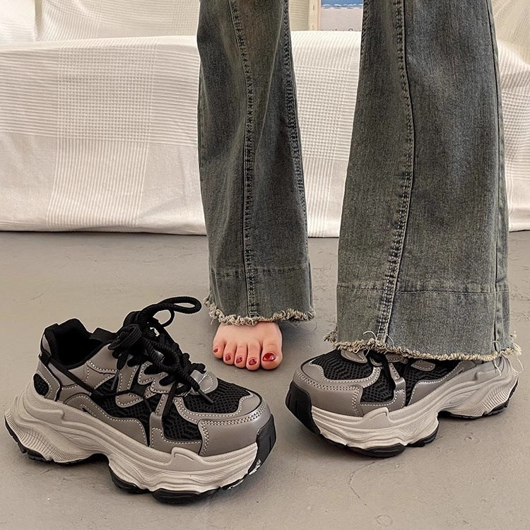Damen Sportliche Chunky Sneakers mit atmungsaktiven Netz-Elementen Heidi Mode - Image 4