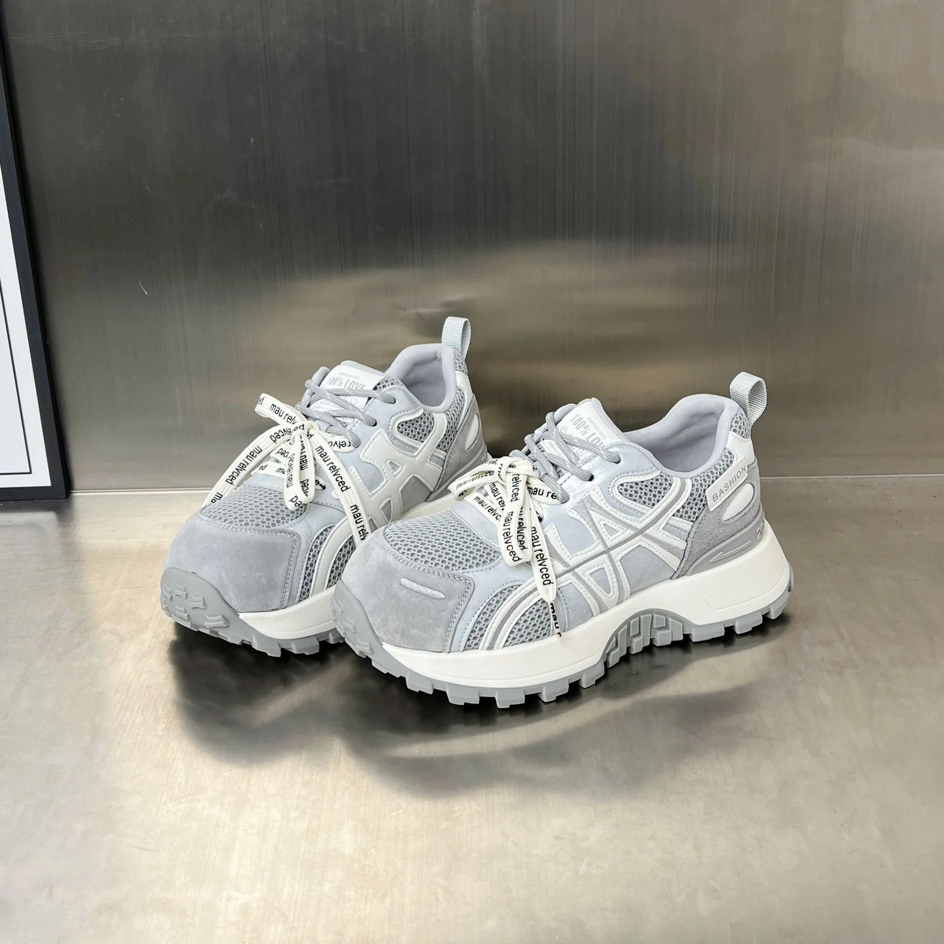 Damen Sportliche Chunky Sneakers mit atmungsaktiver Mesh-Oberfläche und rutschfester Sohle Heidi Mode - Image 2