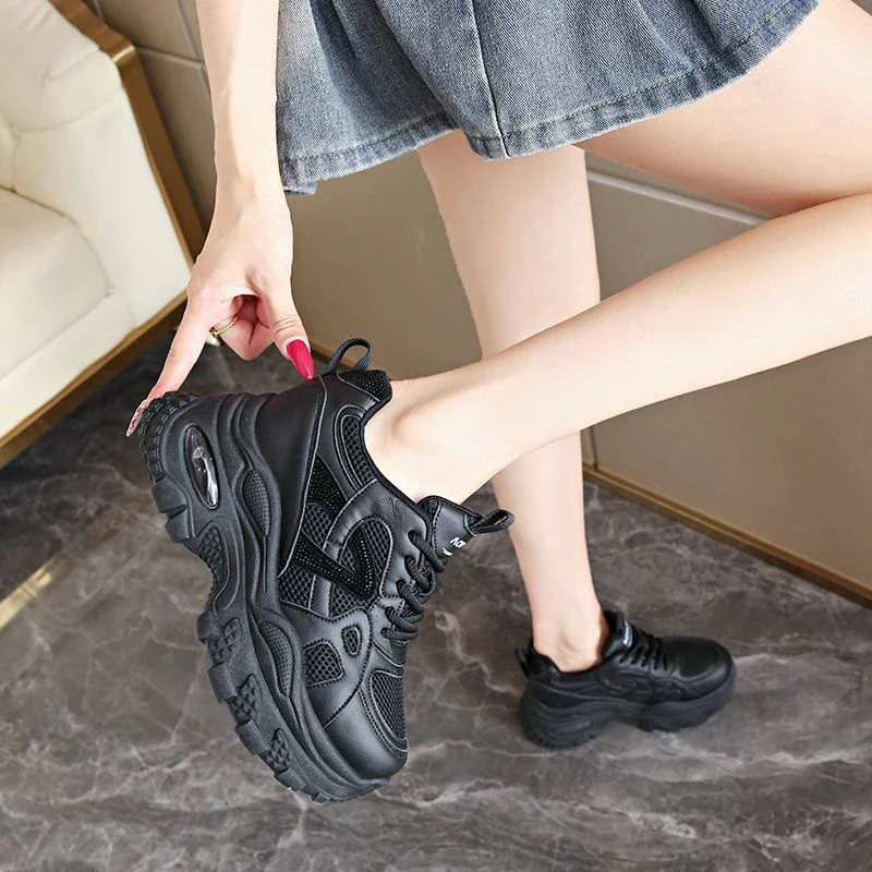Damen Sportliche Chunky Sneakers mit dämpfender Sohle Heidi Mode - Image 2