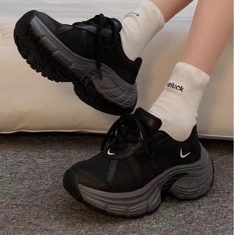 Damen Sportliche Chunky Sneakers mit dämpfender Sohle Heidi Mode - Image 3