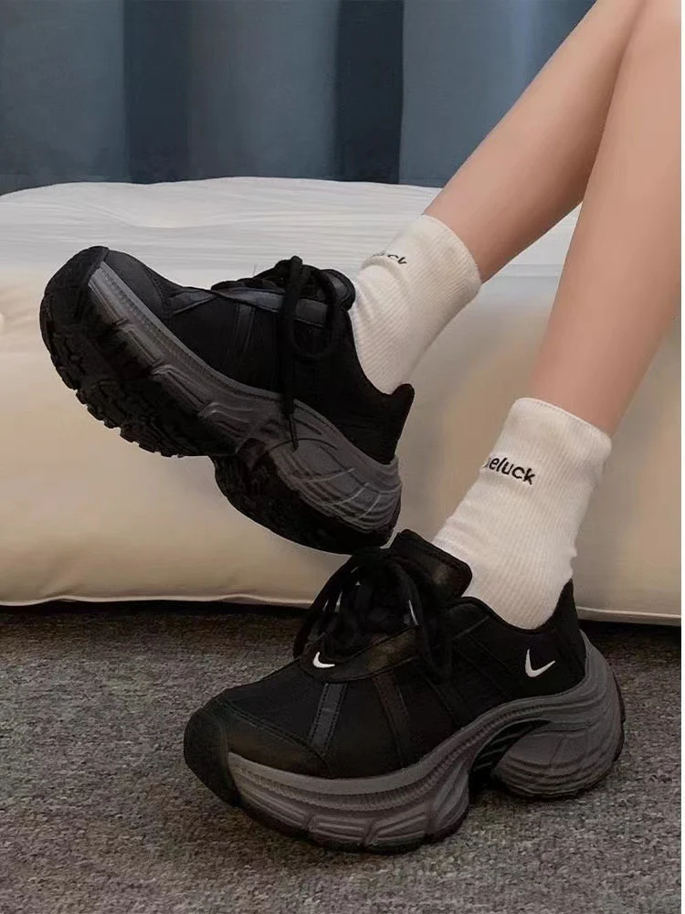 Damen Sportliche Chunky Sneakers mit dämpfender Sohle Heidi Mode - Image 6