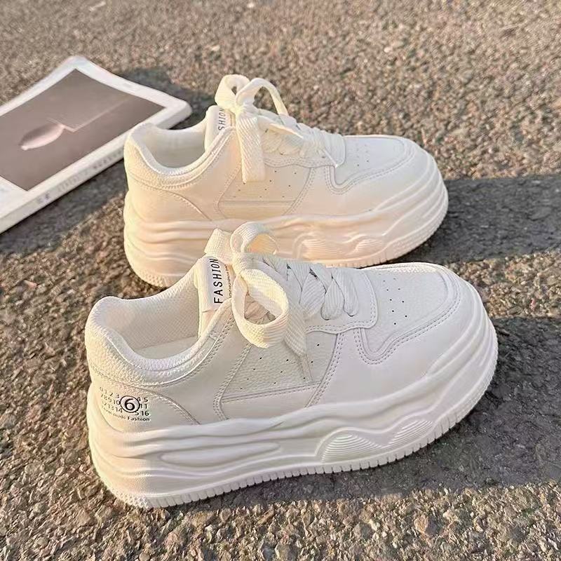 Damen Sportliche Chunky Sneakers mit dämpfender Sohle und atmungsaktivem Obermaterial Heidi Mode - Image 3