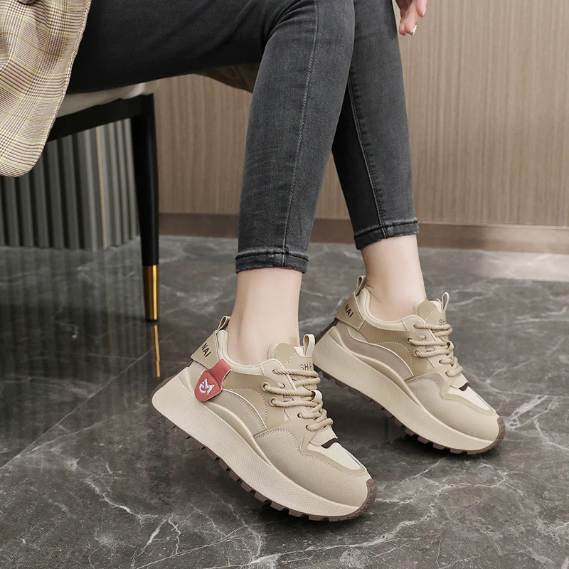 Damen Sportliche Chunky Sneakers mit dämpfender Sohle und atmungsaktivem Obermaterial Heidi Mode - Image 4