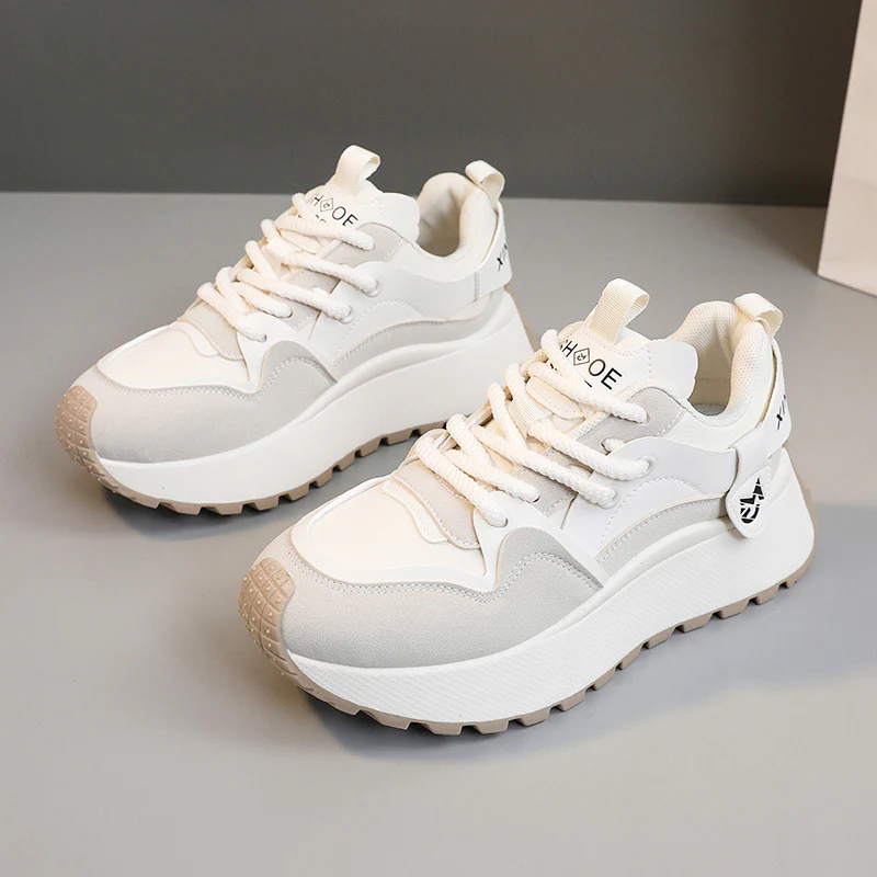 Damen Sportliche Chunky Sneakers mit dämpfender Sohle und atmungsaktivem Obermaterial Heidi Mode - Image 6
