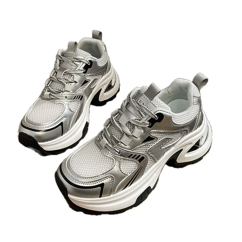 Damen Sportliche Chunky Sneakers mit dämpfender Sohle und reflektierenden Akzenten Heidi Mode - Image 5