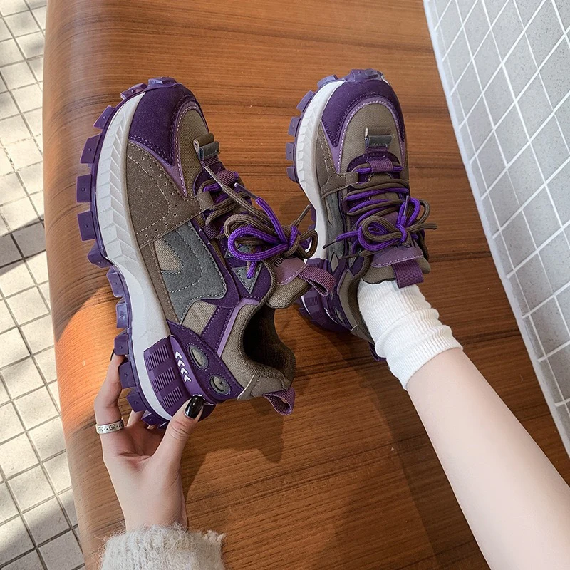 Damen Sportliche Chunky Sneakers mit einzigartigem Design Heidi Mode - Image 4