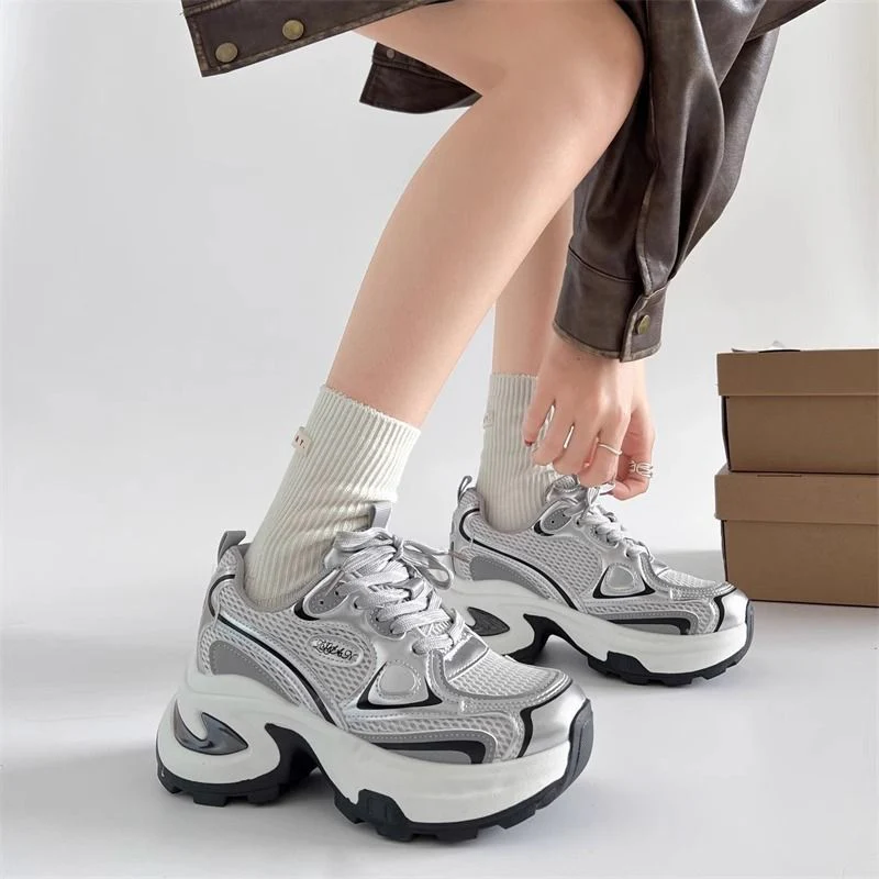 Damen Sportliche Chunky Sneakers mit innovativem Dämpfungssystem Heidi Mode - Image 6