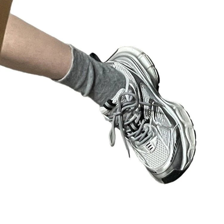 Damen Sportliche Chunky Sneakers mit innovativer Dämpfungstechnologie Heidi Mode - Image 5