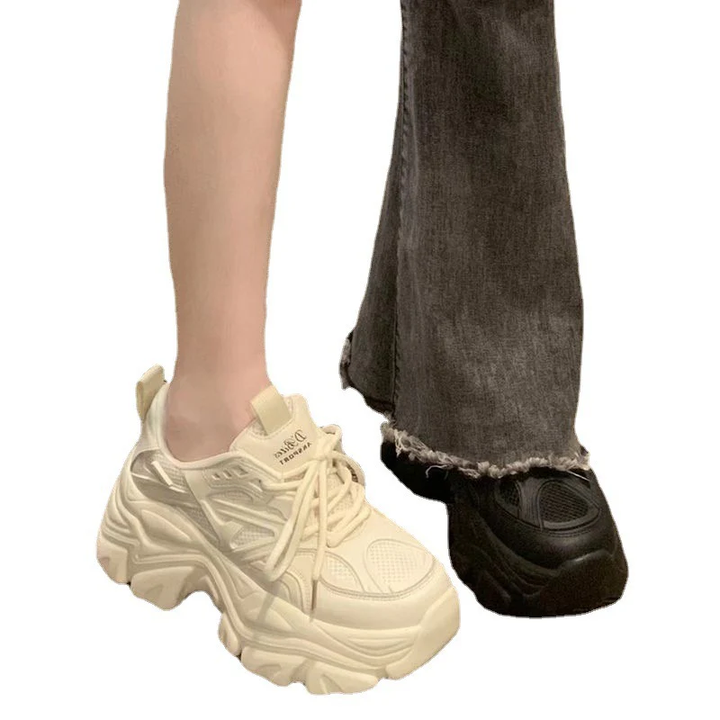 Damen Sportliche Chunky Sneakers mit innovativer Dämpfungstechnologie und rutschfester Sohle Heidi Mode - Image 5