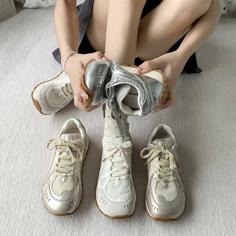 Damen Sportliche Fitness Sneakers mit atmungsaktiver Mesh-Oberfläche und rutschfester Sohle Heidi Mode - Image 2