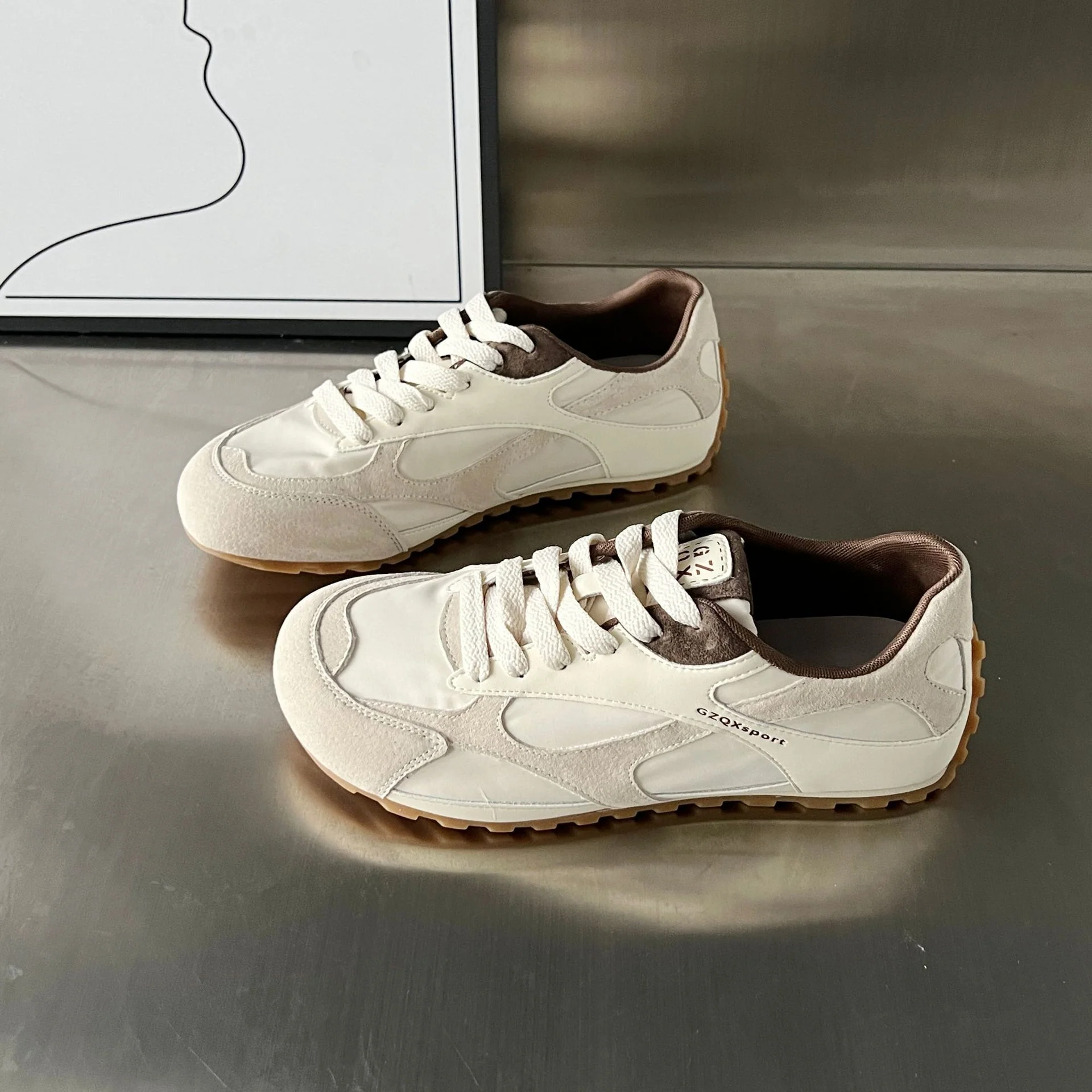 Damen Sportliche Freizeit-Sneaker mit atmungsaktiver Mesh-Oberfläche und stabiler Gummisohle Heidi Mode - Image 2