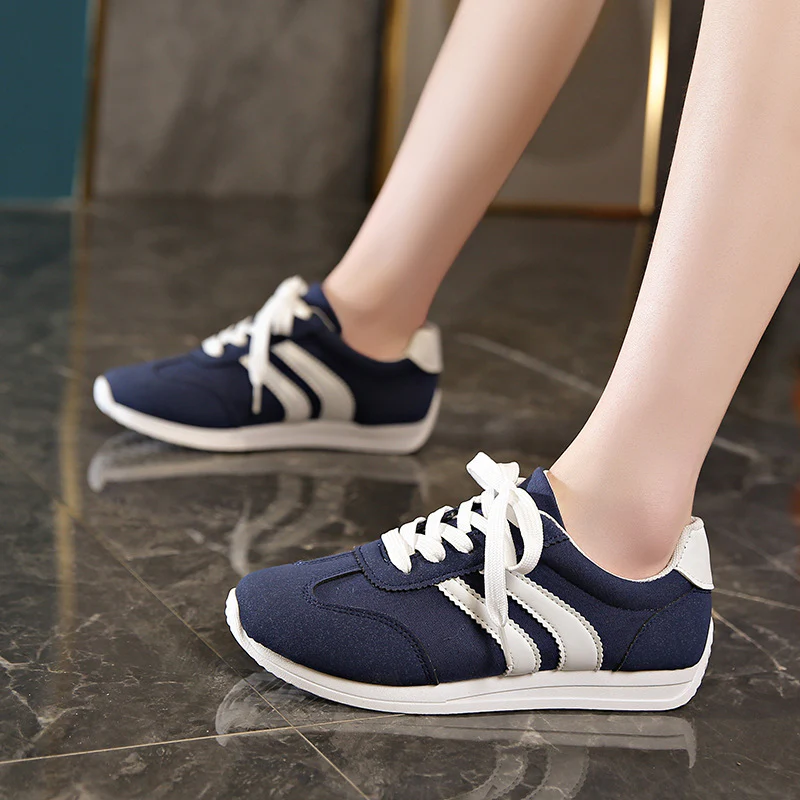 Damen Sportliche Freizeit-Sneaker mit atmungsaktiver Oberflächenstruktur und rutschfester Sohle Heidi Mode - Image 2