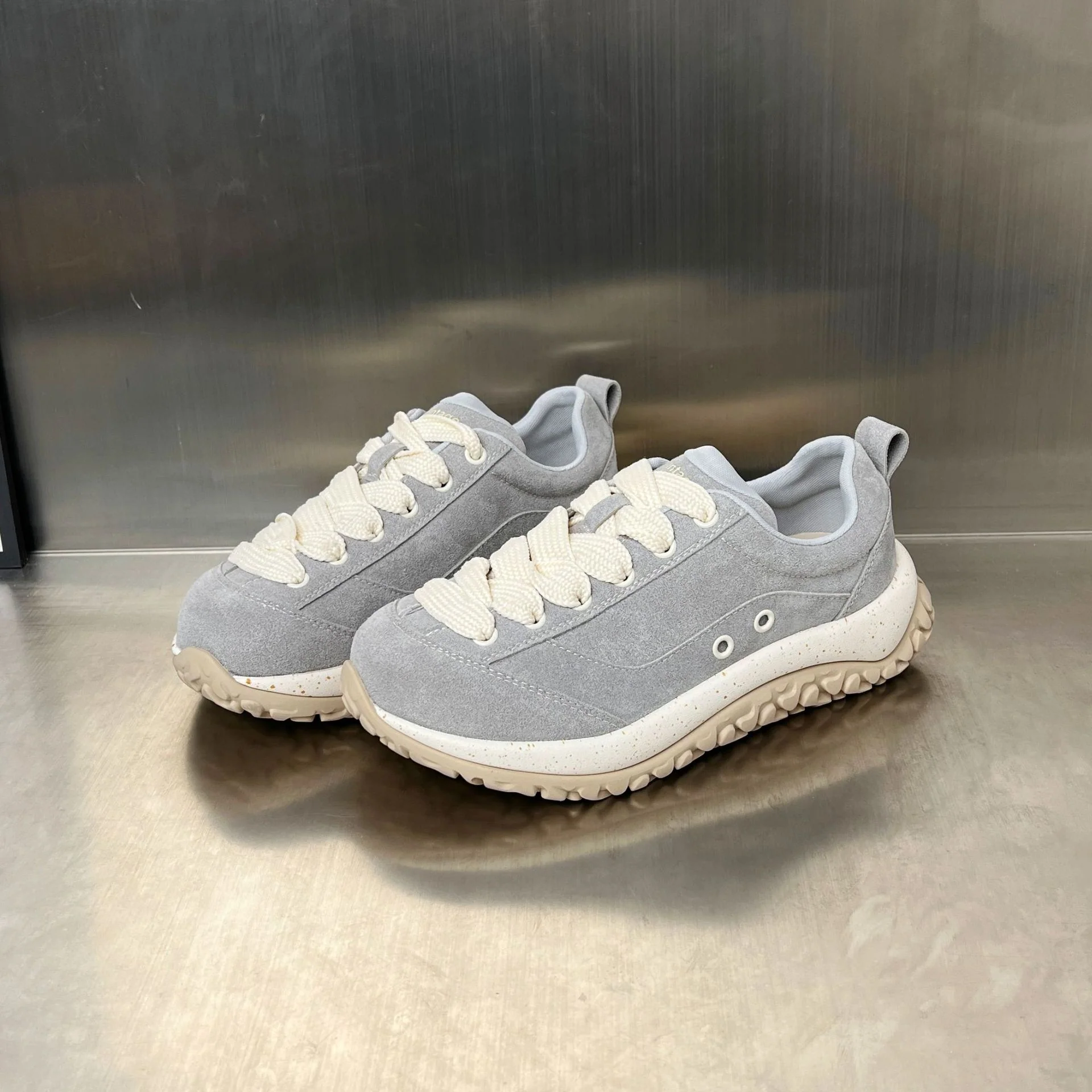 Damen Sportliche Freizeit-Sneaker mit rutschfester Sohle und atmungsaktiver Obermaterialstruktur Heidi Mode - Image 8
