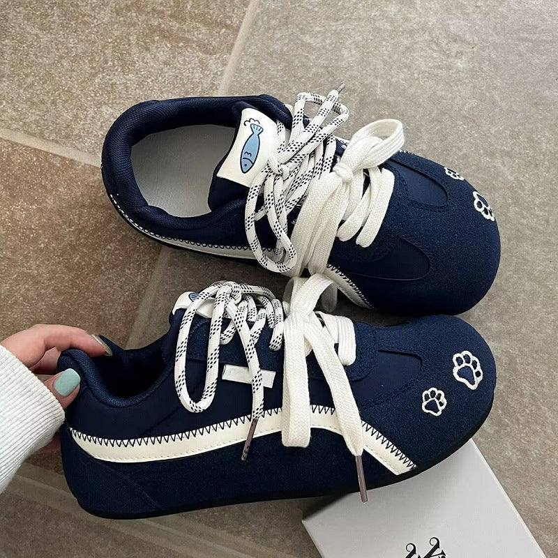 Damen Sportliche Freizeit Sneakers mit pfotenmotivierter Verzierung Heidi Mode