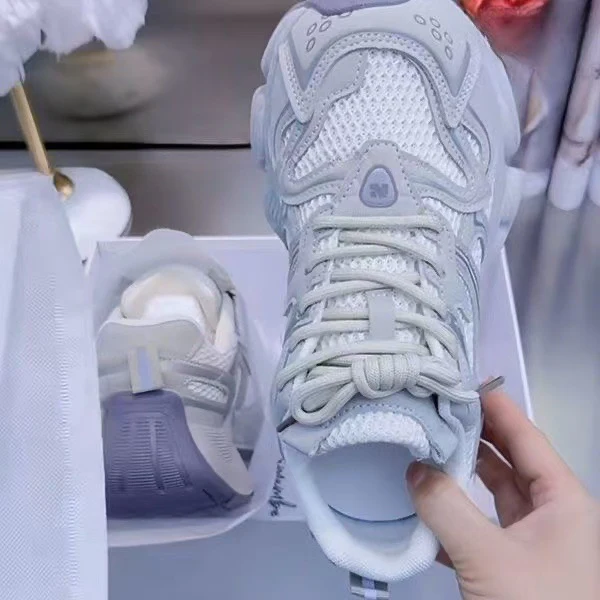 Damen Sportliche Freizeitschuhe mit atmungsaktiver Netzstruktur und gepolsterter Sohle Heidi Mode - Image 5