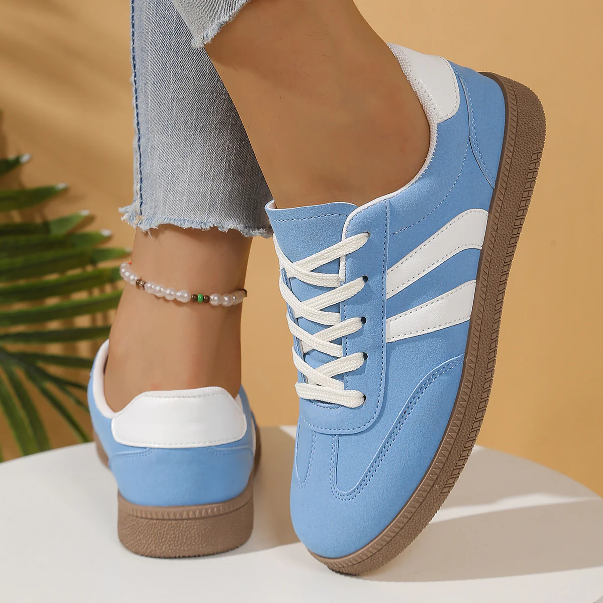 Damen Sportliche Freizeitschuhe mit atmungsaktiver Oberflächenstruktur und rutschfester Sohle Heidi Mode - Image 2