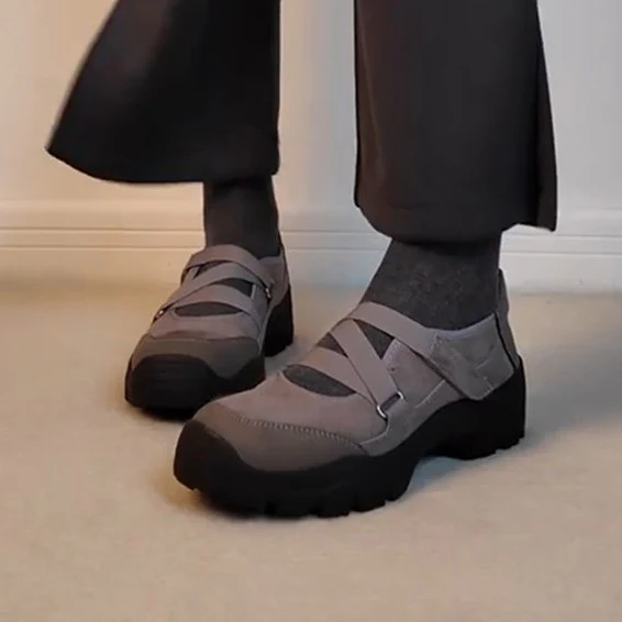 Damen Sportliche Freizeitschuhe mit flexibler Sohle und modischen Riemen Heidi Mode - Image 3
