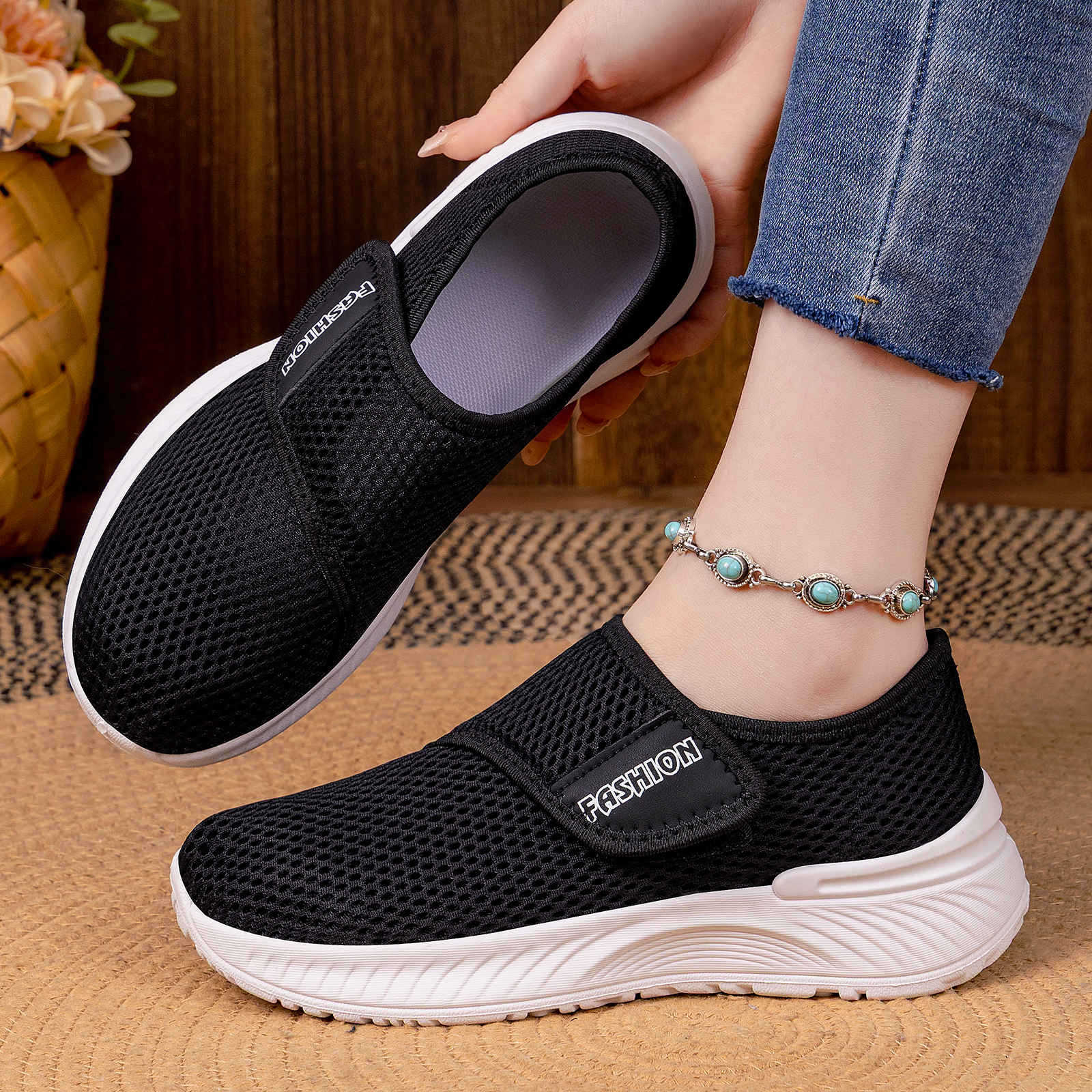 Damen Sportliche Freizeitschuhe mit innovativem Klettverschluss Heidi Mode - Image 2