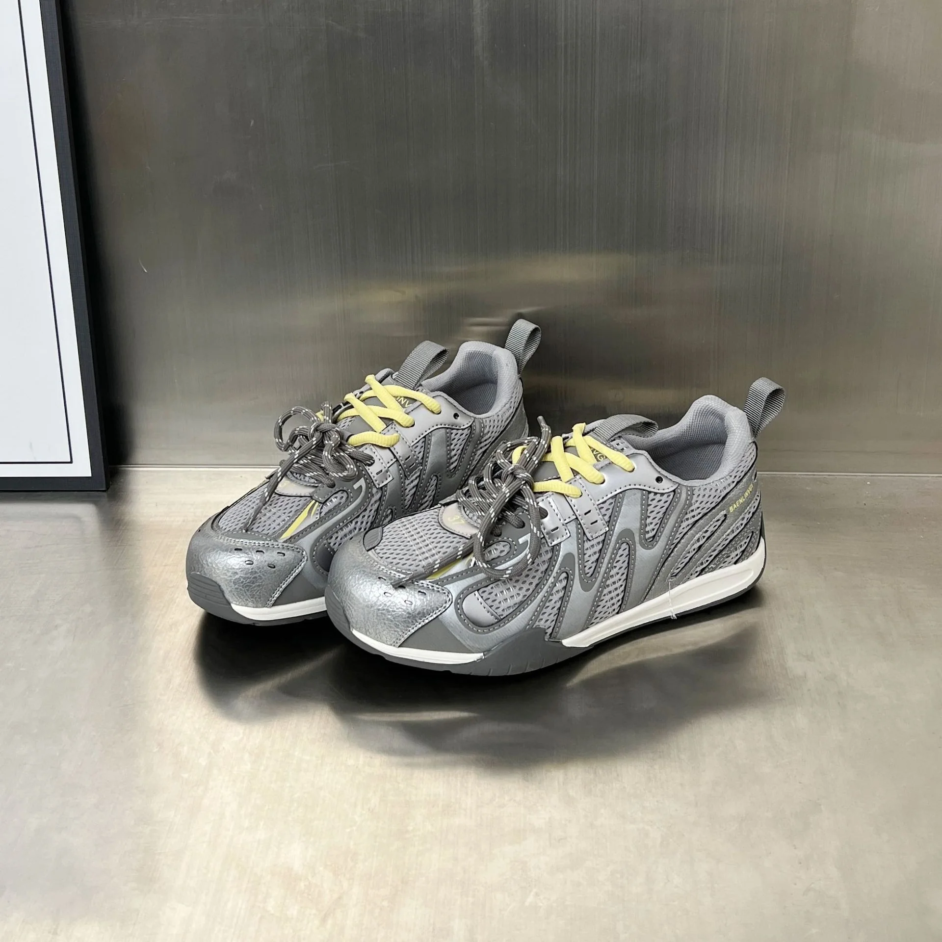 Damen Sportliche Freizeitschuhe mit innovativem Mesh-Design und dämpfender Sohle Heidi Mode - Image 7