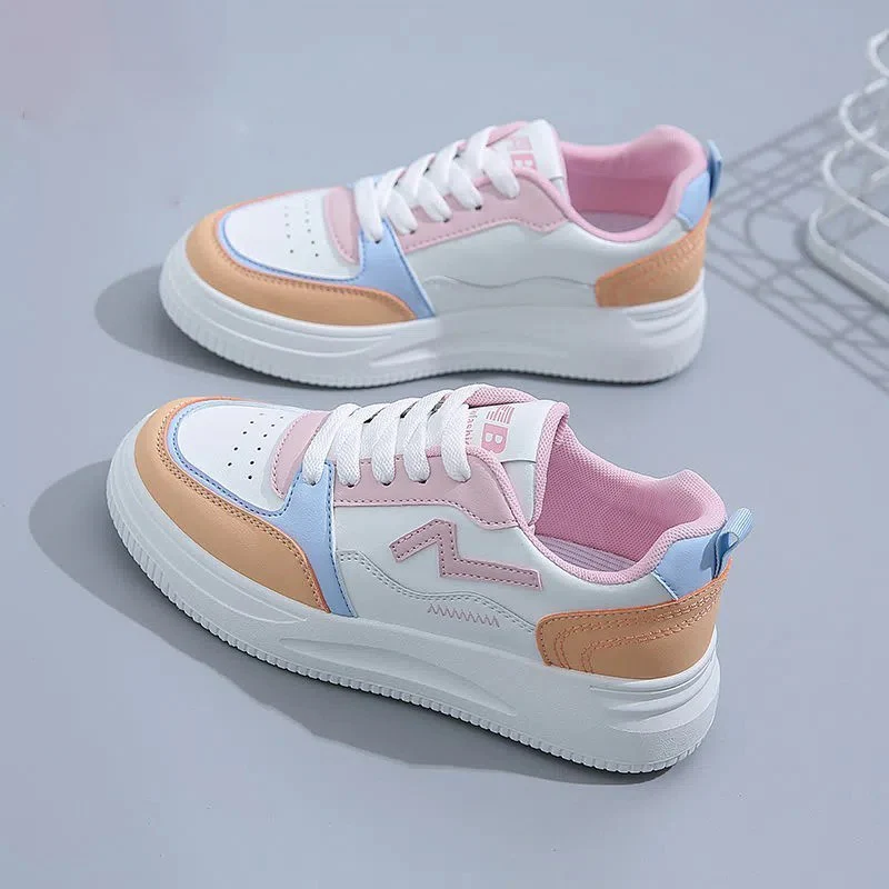 Damen Sportliche Freizeitschuhe mit Plateau und modischen Akzenten Heidi Mode - Image 2