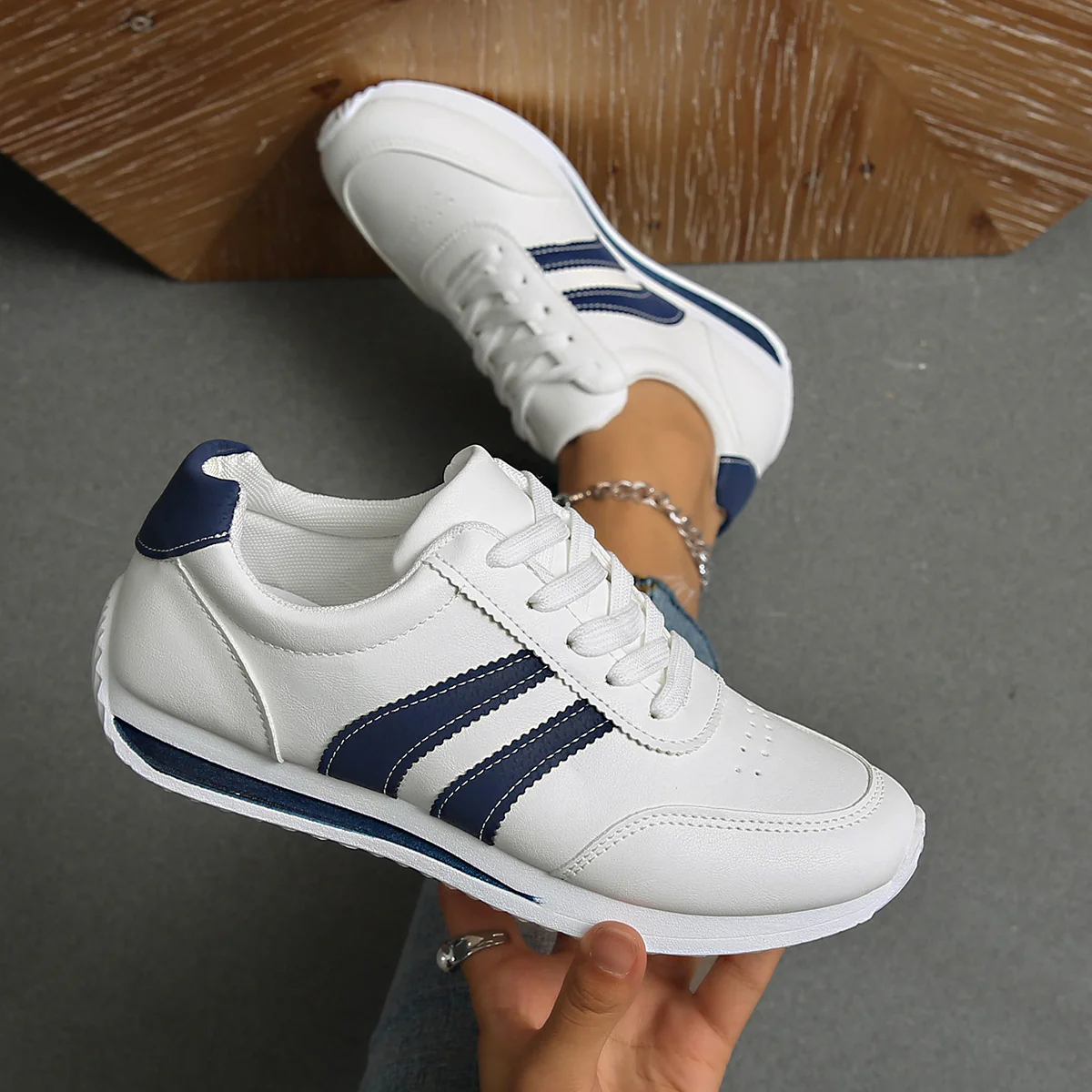 Damen Sportliche Freizeitsneaker mit atmungsaktivem Obermaterial Heidi Mode - Image 3