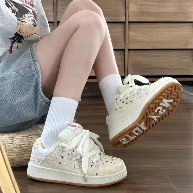 Damen Sportliche Freizeitsneaker mit floralem Motiv und atmungsaktivem Obermaterial Heidi Mode - Image 3