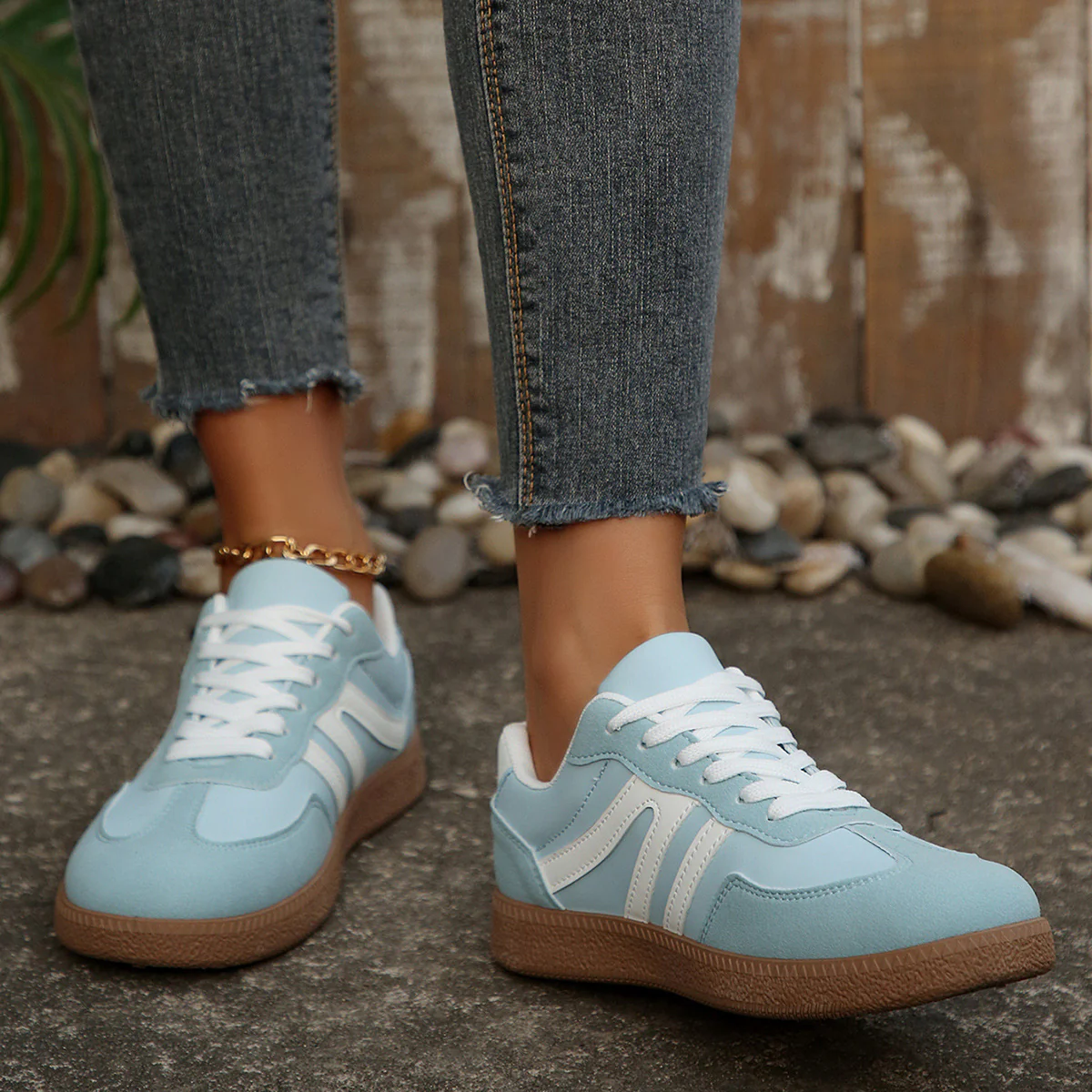 Damen Sportliche Freizeitsneaker mit rutschfester Sohle und atmungsaktivem Obermaterial Heidi Mode - Image 4