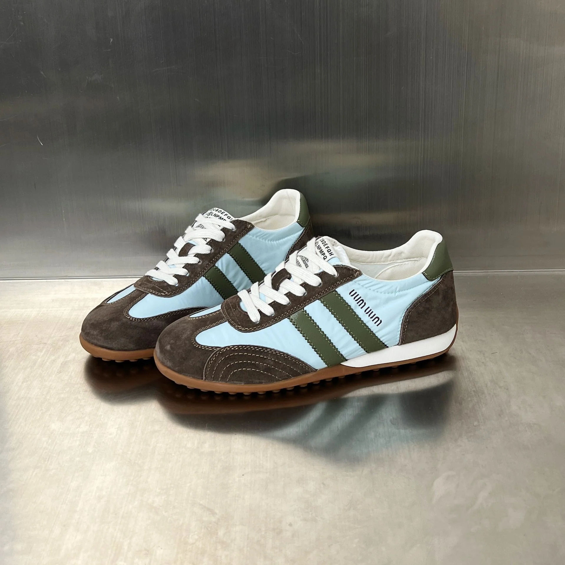 Damen Sportliche Freizeitsneaker mit rutschfester Sohle und atmungsaktivem Obermaterial Heidi Mode - Image 6