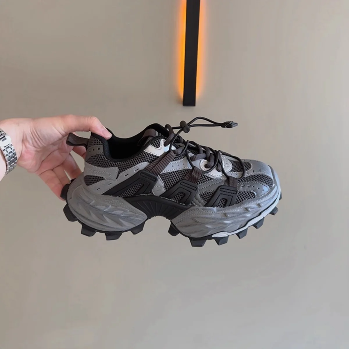 Damen Sportliche High-Performance Sneakers mit atmungsaktivem Mesh-Obermaterial und rutschfester Sohle Heidi Mode - Image 2